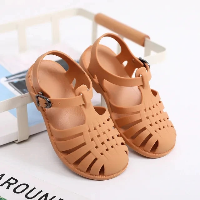Non-slip Roman Sandals Breathable Beach Shoes New Girls Summer Sandals Baby Girls Cave Hole Cute Princess Candy Shoes Kid